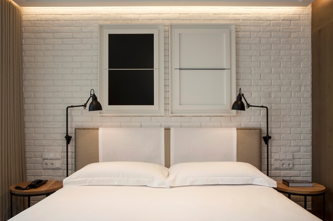 Corner 05 frontal-Baja 4169